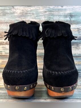 Flogg Davina Fringe Platform Booties Womens 5.5 Black Suede Wood Moccasin Style